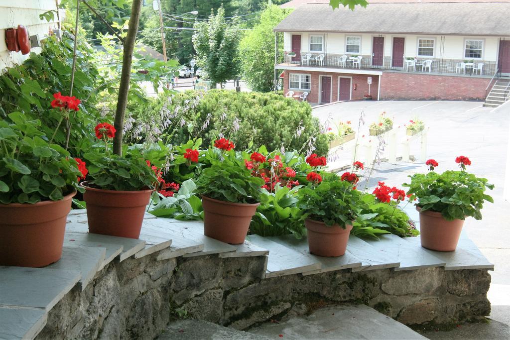 Nordick'S Inn Lake George Exterior foto